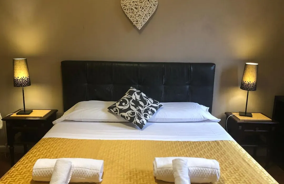 Hotel Casale dei Massimi-1